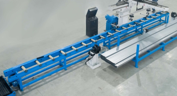 22道CU无级换型成型机应用领域