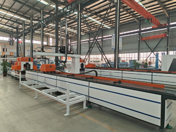 光伏铝合金防水支架生产线-多年生产经验-技术过硬