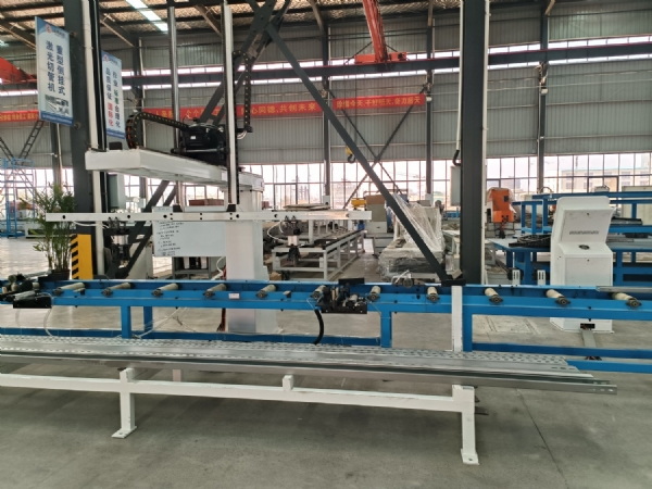 光伏支架生产线设备的优势