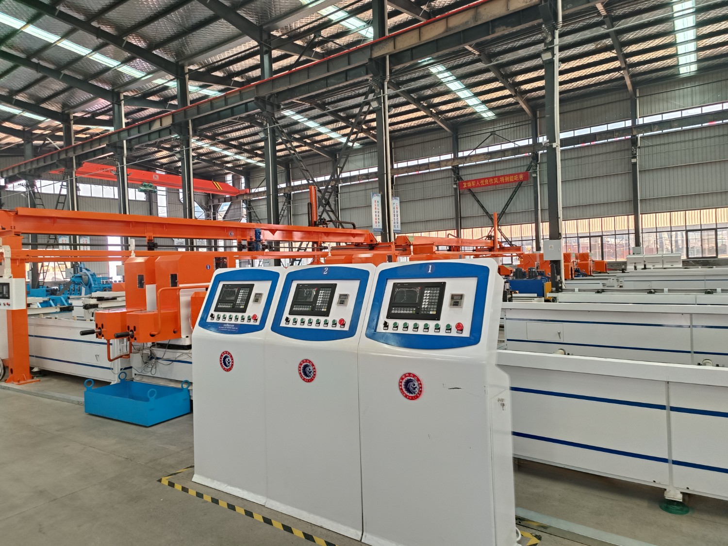 光伏支架一拖三生产线