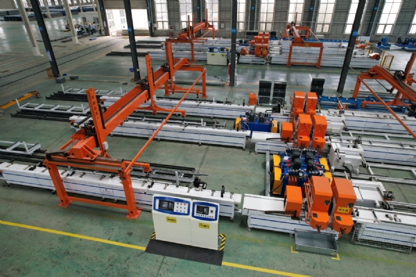 光伏支架设备怎么调整