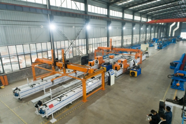 光伏支架生产设备一体成型机